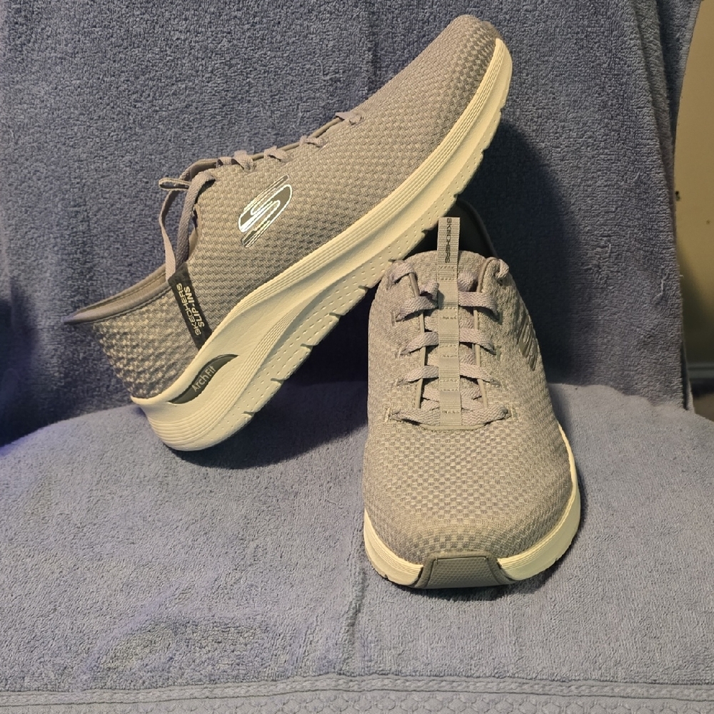 Skechers Men's Gray Athletic Shoes